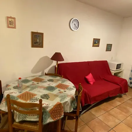 Les Jardins De La Apartment